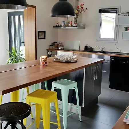Villa Maison 150m² - Piscine Chauffee-proche Des Plages